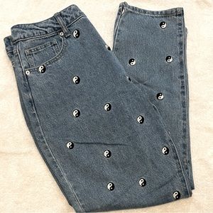 Forever 21 Embroidered Yin Yang Mom Jeans